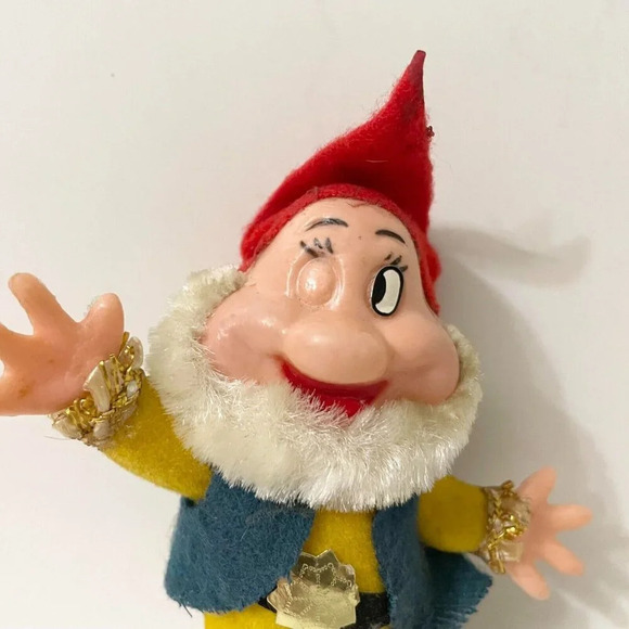 Vtg Snow White Dwarf 6 Dwarfs Disney Christmas Ornaments Hong Kong Flaws - Picture 9 of 16